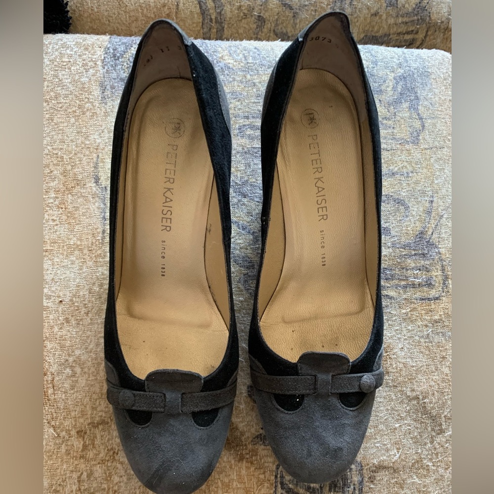 Peter Kaiser 2 tones grey and black woman’s pumps size 5UK